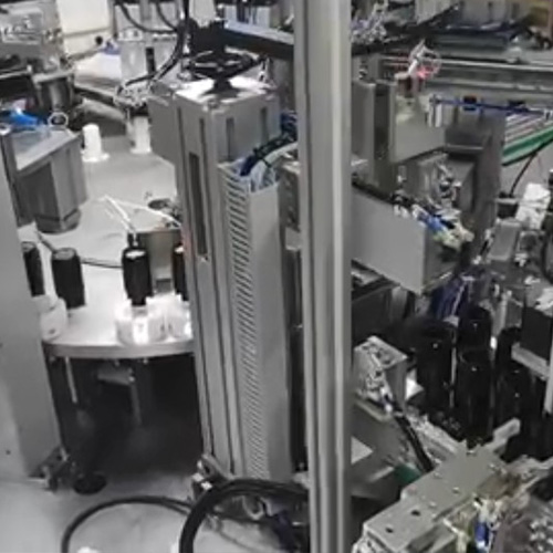 全自动唇釉瓶组装机